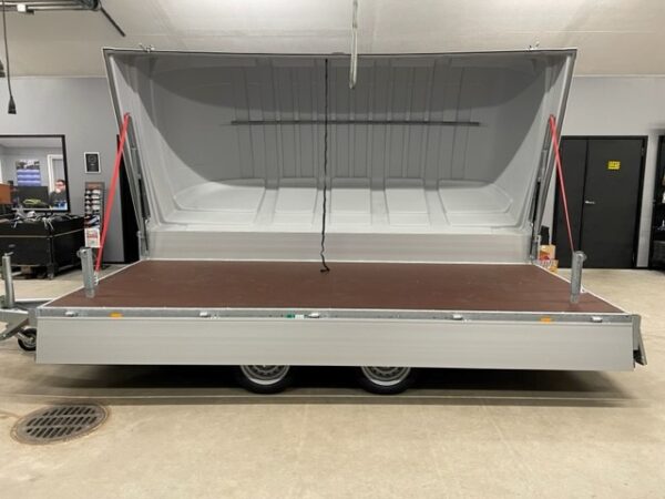 Autotraileri kuomulla 2700kg Eduard Flatbed 180×406x30cm Traileman konelavetti myynti