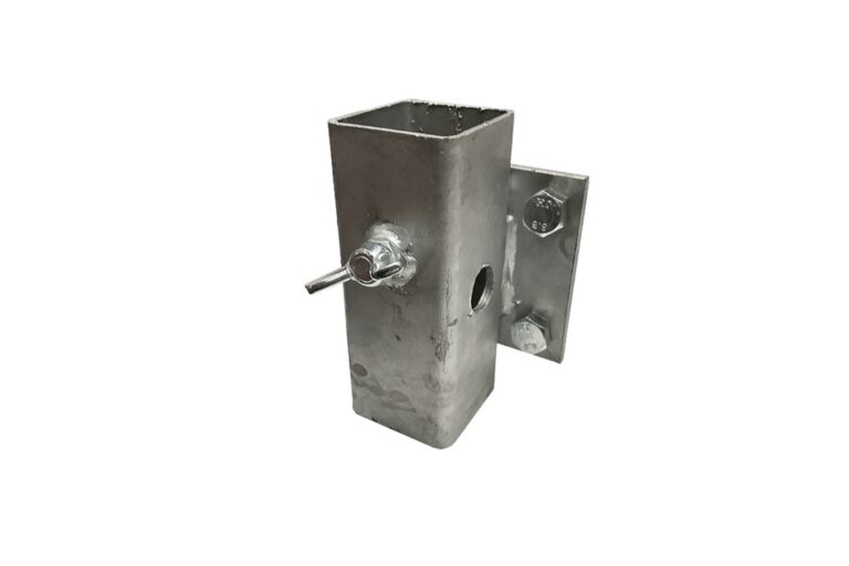 Respo lavetin takatukijalan kiinnike 50X50 mm putkeen